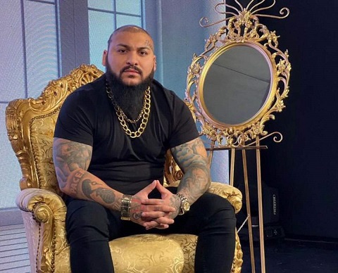 Dani Mocanu a fost recompensat cu o diplomă de excelență. Manelistul a scăpat de acuzațiile de proxenetism, spălare de bani și grup infracțional organizat