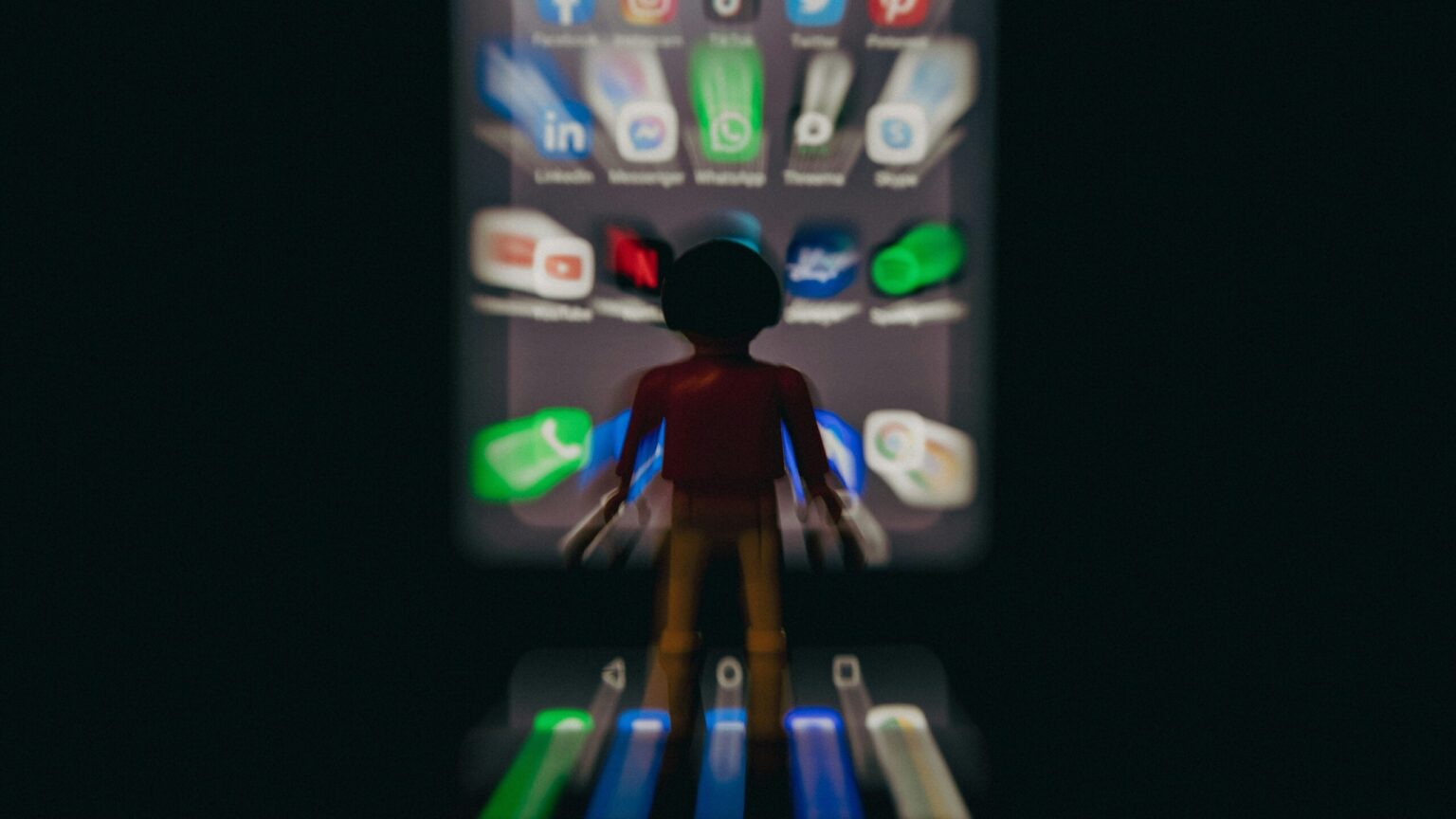 Polonia interzice telefoanele mobile în școlile primare pentru protecția copiilor