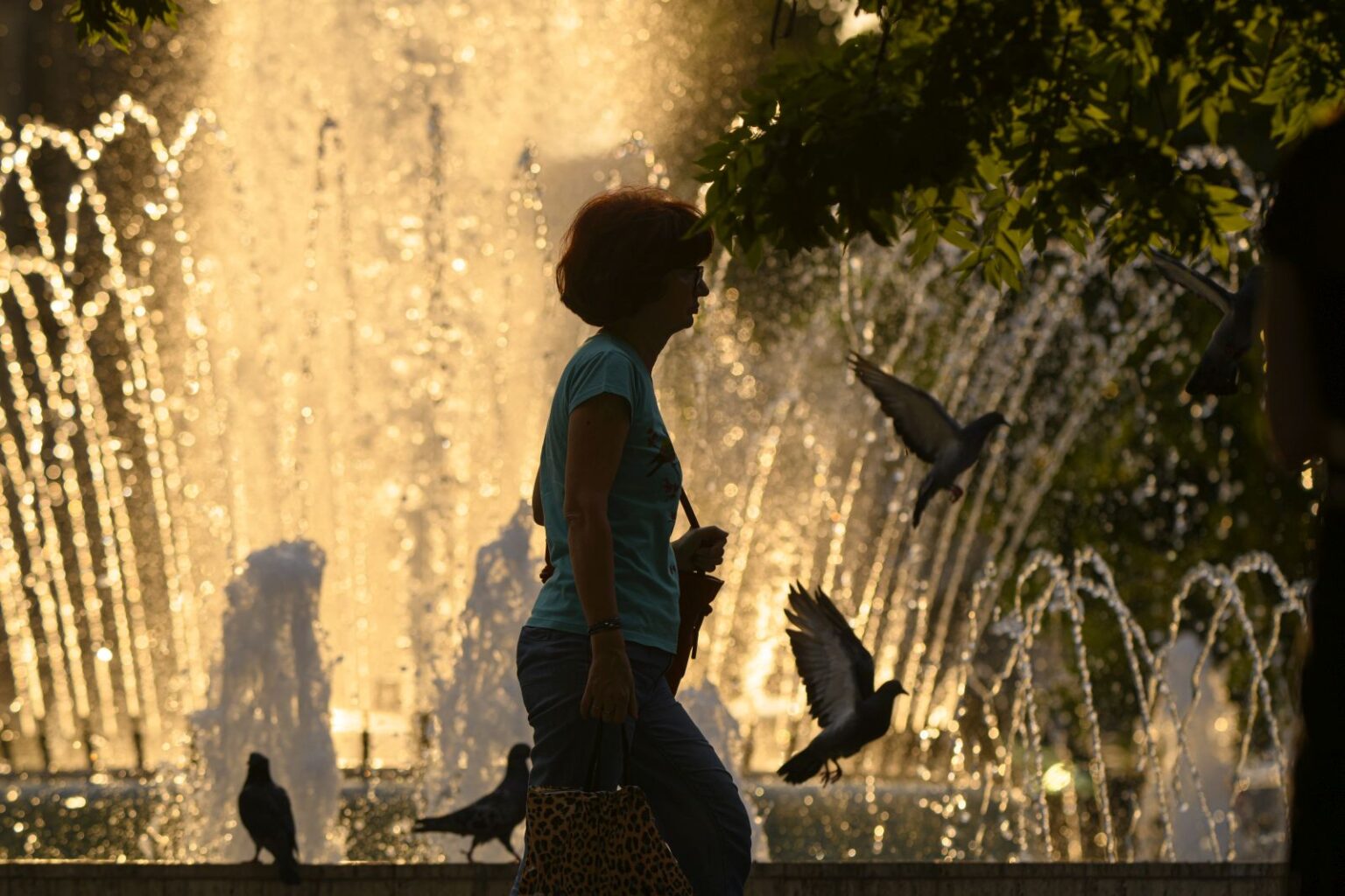 Caniculă în România: temperaturile urcă până la 39 de grade, ANM a emis Cod portocaliu pentru mai multe județe