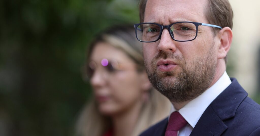 CCR a declarat constituțional amendamentul care îl lasă pe Fritz fără mandat. Reacția liderului USR