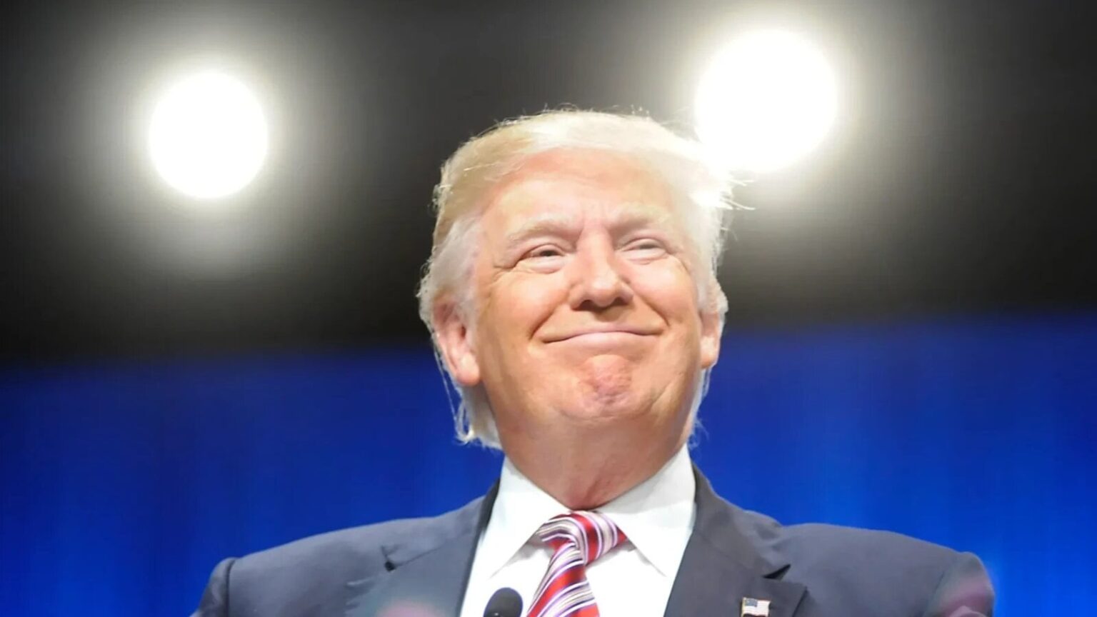 Popularitatea lui Trump se prăbușește înainte de alegerile de la jumătatea mandatului